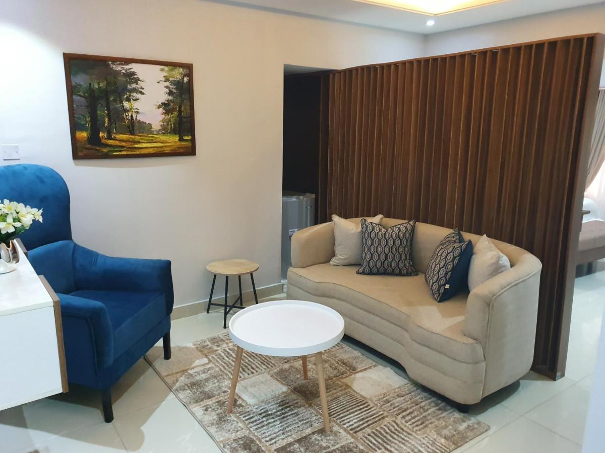Choice Luxe Lagos Ikeja Exterior photo