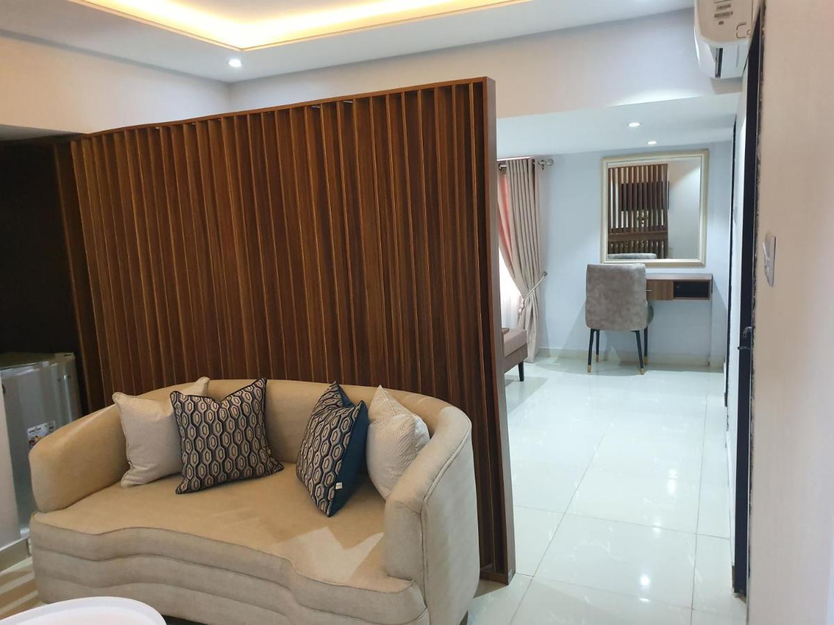 Choice Luxe Lagos Ikeja Exterior photo